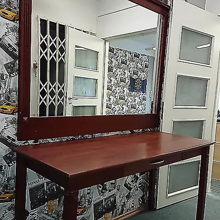Hostel Warszawa Hostel Varşova