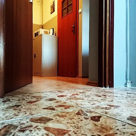 Hostel Warszawa Varşova